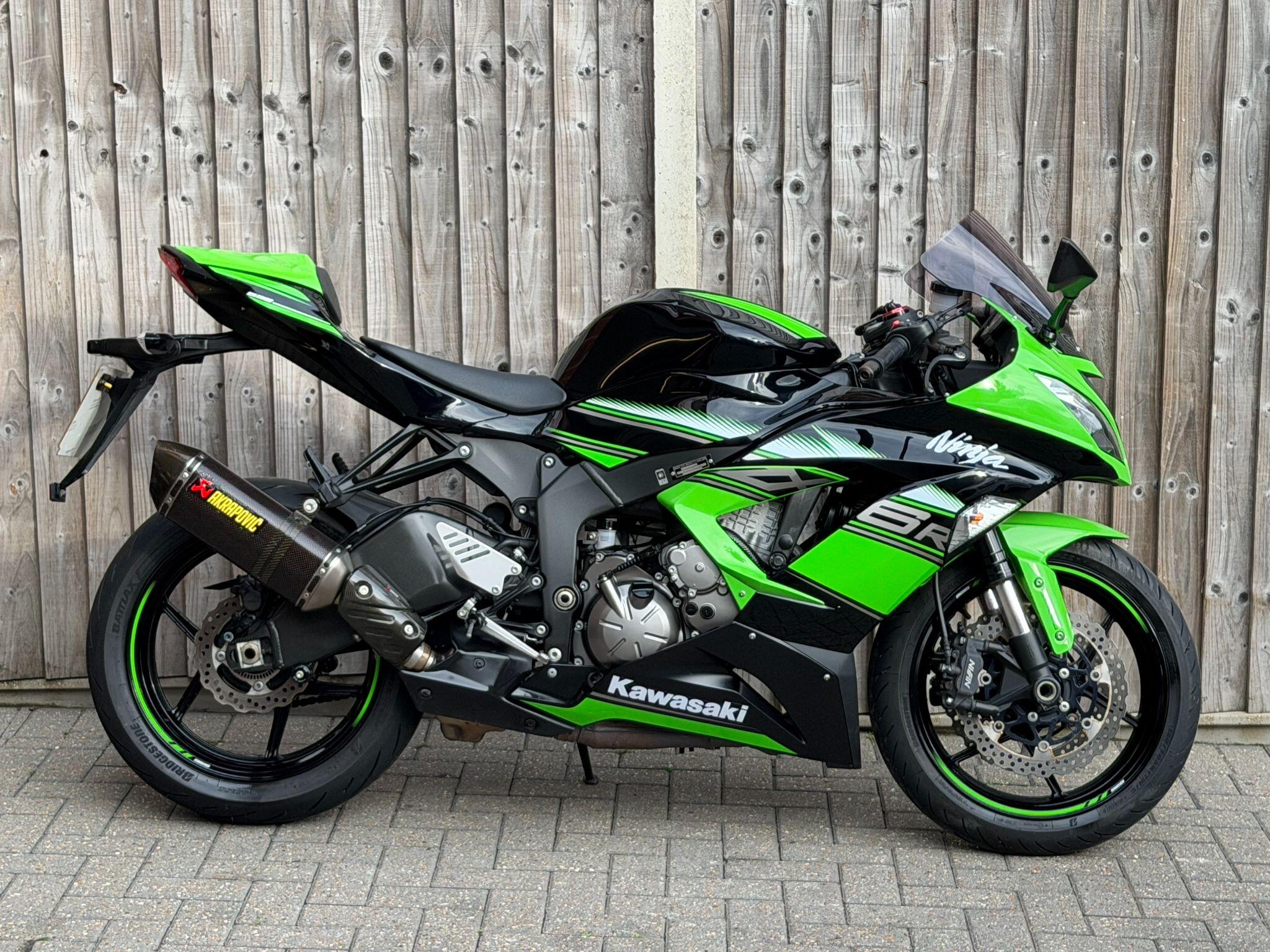 Kawasaki Ninja ZX-6R bikes for sale | AutoTrader Bikes